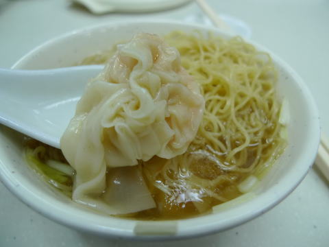 麥文記麺家（マッマンキーミンガー）の蝦雲呑麺